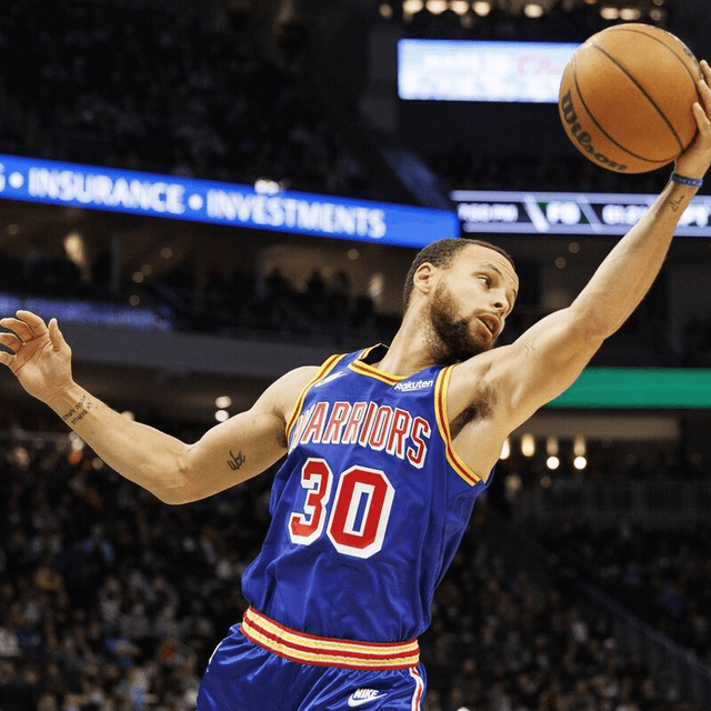 包含赛前尼斯调整名单以备全明星赛；复出首秀环节打磨；悬念犹存；控场能力受关注的词条