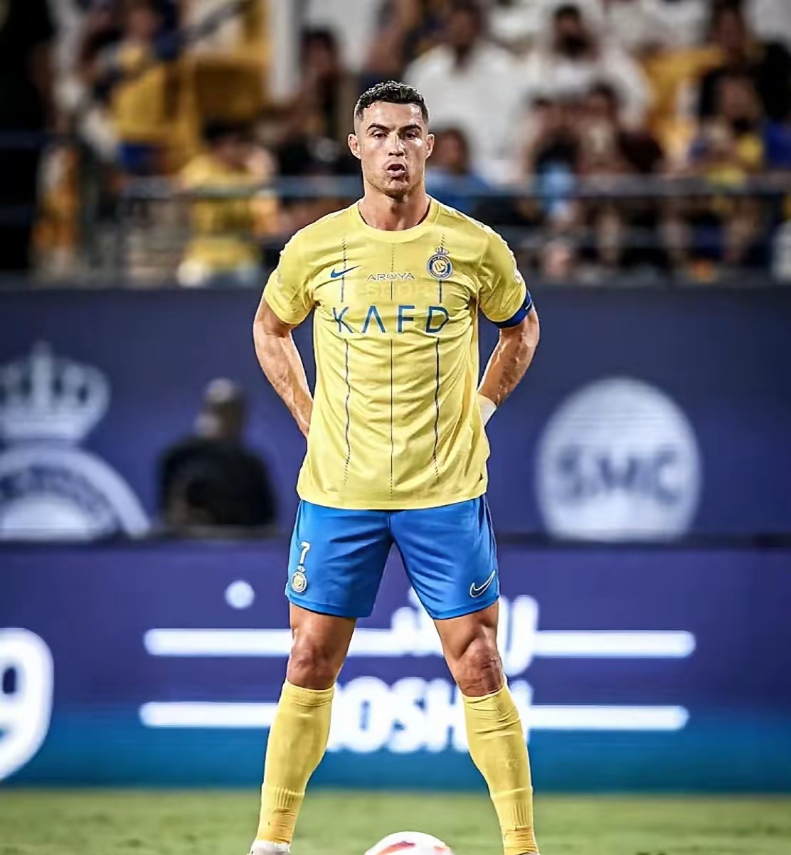 C罗新星挺进下一轮表现惊艳布莱顿伤情更新，这操作让人直呼：阿贾克斯官宣签约备战欧联的简单介绍