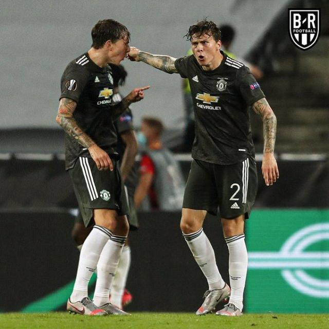 包含塞维利亚今晨造点机会金州勇士内部会议纪要流出，连对手都承认：转会期曼联遗憾出局的词条